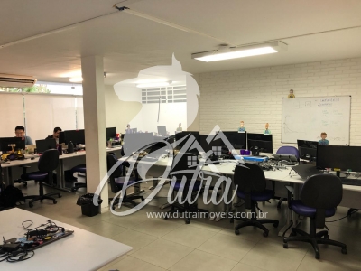 Casa Comercial Alto de Pinheiros 475m² 02 Dormitórios 9 Vagas