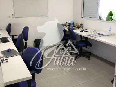 Casa Comercial Alto de Pinheiros 475m² 02 Dormitórios 9 Vagas