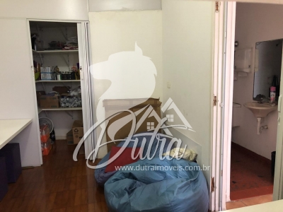 Casa Comercial Alto de Pinheiros 475m² 02 Dormitórios 9 Vagas