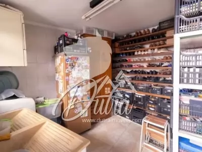 Padrão Vila Madalena 400m² 03 Dormitórios 02 Suítes 3 Vagas
