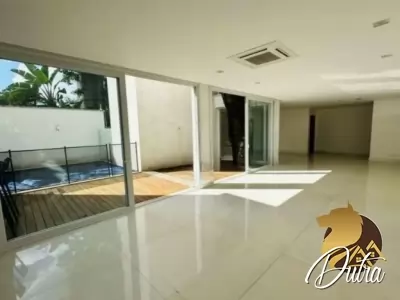 Villagio Quadrifoglio Brooklin 360m² 04 Dormitórios 04 Suítes 4 Vagas