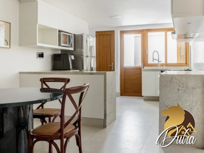 Padrão Indianópolis 427m² 03 Dormitórios 03 Suítes 2 Vagas