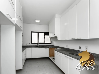 Piazza San Pietro Jardim Vitória Régia 430m² 04 Dormitórios 04 Suítes 5 Vagas