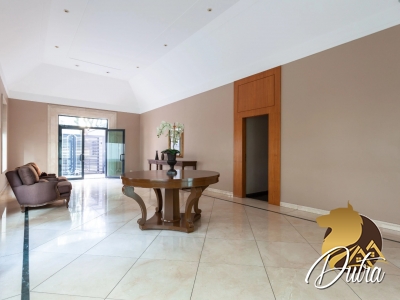 Bay Five Higienópolis 202m² 04 Dormitórios 02 Suítes 4 Vagas