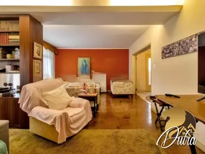 Padrão Jardim Europa 200m² 04 Dormitórios 3 Vagas