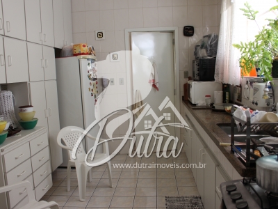 Condomínio José Maria Lisboa Jardim Paulista 224m² 03 Dormitórios 03 Suítes 2 Vagas
