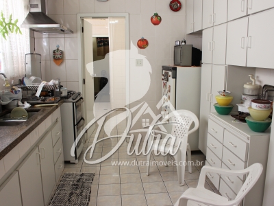 Condomínio José Maria Lisboa Jardim Paulista 224m² 03 Dormitórios 03 Suítes 2 Vagas