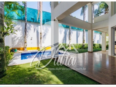 Condominio Vila Alba Alto Da Boa Vista 530m² 04 Dormitórios 04 Suítes 6 Vagas