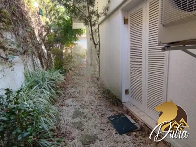 Casa de Condomínio Vila Olímpia 210m² 03 Dormitórios 01 Suítes 1 Vagas