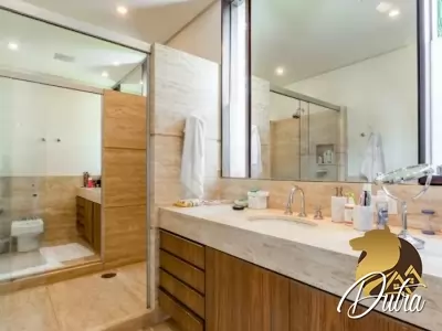 Padrão Jardim Europa 931m² 04 Dormitórios 04 Suítes 4 Vagas