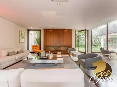 Padrão Jardim Europa 931m² 04 Dormitórios 04 Suítes 4 Vagas