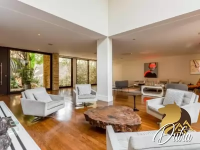 Padrão Jardim Europa 931m² 04 Dormitórios 04 Suítes 4 Vagas