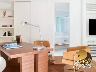 Padrão Jardim Europa 579m² 04 Dormitórios 04 Suítes 8 Vagas