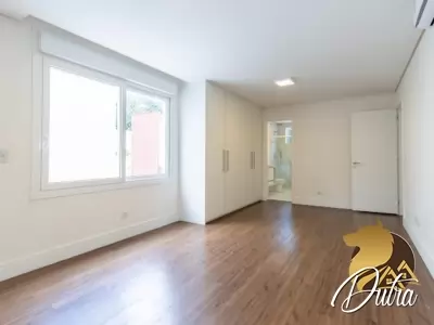 Porto Fino Parque Colonial 680m² 04 Dormitórios 04 Suítes 4 Vagas