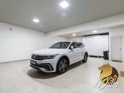 Premiere Jardim Cordeiro 425m² 04 Dormitórios 04 Suítes 4 Vagas