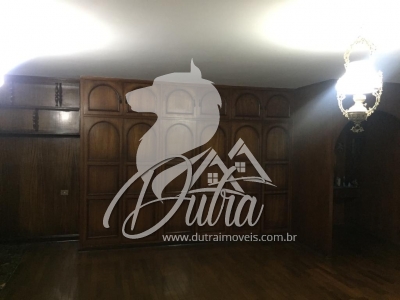 Casa de Vila Jardim Guedala 600m² 04 Dormitórios 04 Suítes 5 Vagas