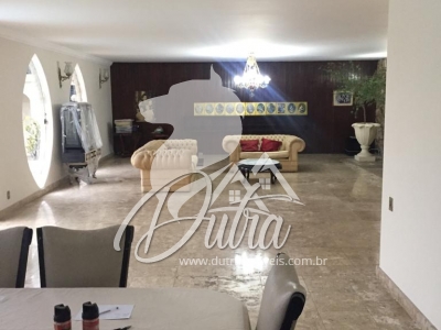 Casa de Vila Jardim Guedala 600m² 04 Dormitórios 04 Suítes 5 Vagas