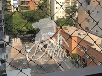 Maison Guy Laroche Vila Nova Conceição 165 m² 4 dormitórios sendo 3 suítes 2 vagas
