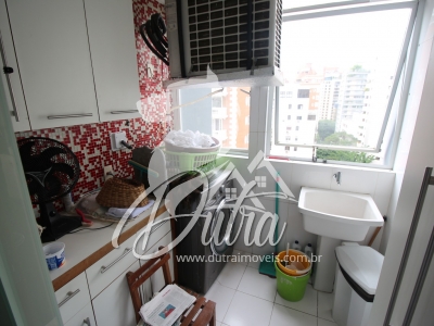 Edifício Guararapes Cerqueira César 179m² 02 Dormitórios 02 Suítes 1 Vagas