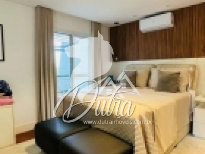 Cap Ferrat Brooklin Paulista 650m² 04 Dormitórios 04 Suítes 5 Vagas