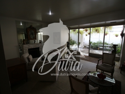 Casa Jardim Europa 300m² 3 Dormitórios 2 Suítes 1 Vaga