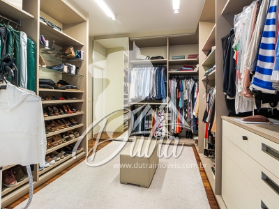 Condomínio Particolare Campo Belo 385m² 03 Dormitórios 03 Suítes 5 Vagas