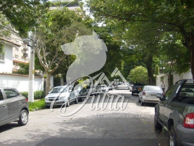 Terreno Padrão Jardim Paulista 330m²
