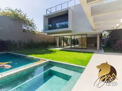 Padrão Alto de Pinheiros 530m² 04 Dormitórios 04 Suítes 4 Vagas