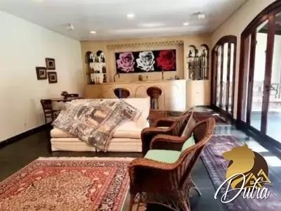 Padrão Jardim Paulista 562m² 04 Dormitórios 01 Suítes 6 Vagas