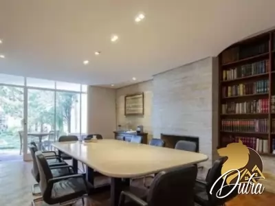 Padrão Jardim Europa 480m² 04 Dormitórios 04 Suítes 4 Vagas