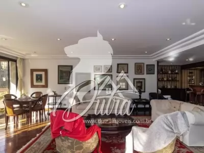 Miró Itaim Bibi 205m² 04 Dormitórios 03 Suítes 3 Vagas