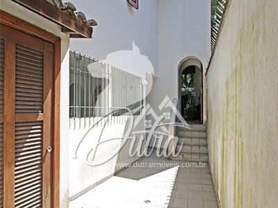 Casa Jardim marajoara Jardim Marajoara 450m² 03 Dormitórios 03 Suítes 6 Vagas