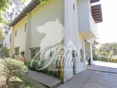 Casa Jardim marajoara Jardim Marajoara 450m² 03 Dormitórios 03 Suítes 6 Vagas