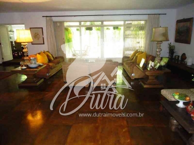 Casa Jardim Guedala 600m² 4 Suítes 12 Vagas