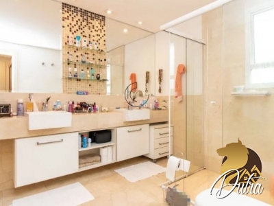 Condomínio Vogue Moema Moema 300m² 03 Dormitórios 03 Suítes 5 Vagas