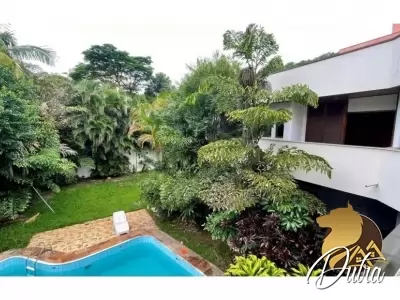 Padrão Vila Madalena 815m² 06 Dormitórios 04 Suítes 8 Vagas