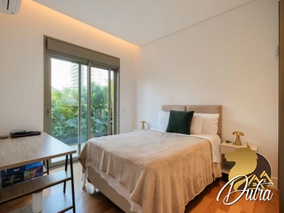 Cond. I.180 Ibirapuera Vila Mariana 520m² 04 Dormitórios 04 Suítes 5 Vagas