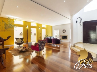 Padrão Cidade Jardim 642m² 04 Dormitórios 04 Suítes 8 Vagas