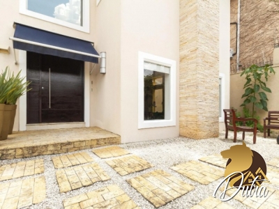 Padrão Cidade Jardim 642m² 04 Dormitórios 04 Suítes 8 Vagas