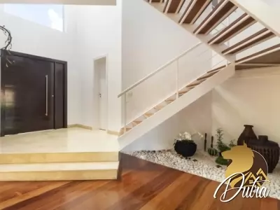 Padrão Cidade Jardim 642m² 04 Dormitórios 04 Suítes 8 Vagas