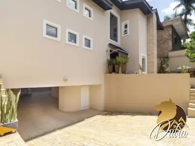 Padrão Cidade Jardim 642m² 04 Dormitórios 04 Suítes 8 Vagas