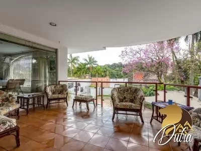 Padrão Cidade Jardim 690m² 04 Dormitórios 04 Suítes 4 Vagas