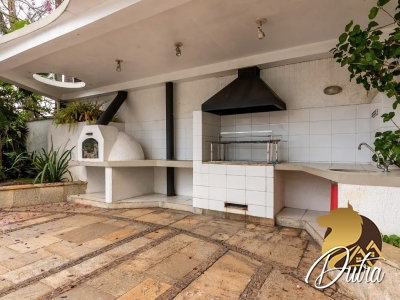 Padrão Cidade Jardim 690m² 04 Dormitórios 04 Suítes 4 Vagas