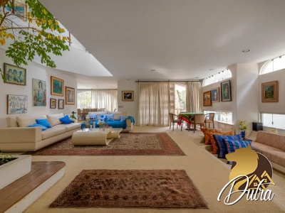 Padrão Cidade Jardim 690m² 04 Dormitórios 04 Suítes 4 Vagas