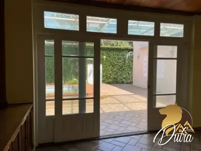 Padrão Jardim Luzitânia 282m² 04 Dormitórios 03 Suítes 4 Vagas