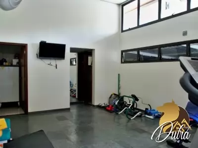 Maison Frontenac Indianópolis 180m² 03 Dormitórios 01 Suítes 2 Vagas