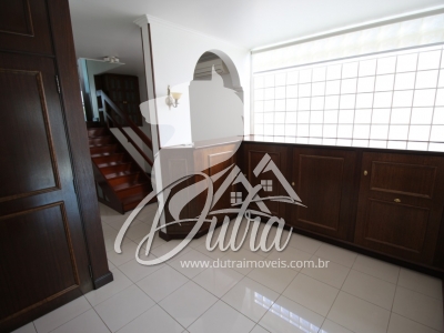 Casa Jardim Paulistano 350m² 4 Dormitórios 3 Suítes 4 Vagas