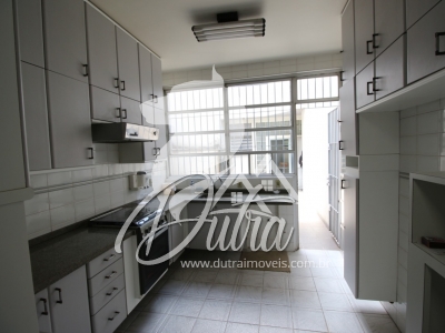 Casa Jardim Paulista 330m² 3 Dormitórios 1 Suíte 4 Vagas