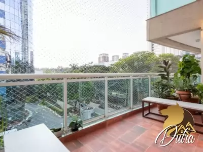 Florida Penthouses Cidade Monções 228m² 03 Dormitórios 03 Suítes 4 Vagas