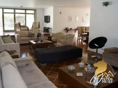Padrão Alto de Pinheiros 377m² 04 Dormitórios 02 Suítes 4 Vagas